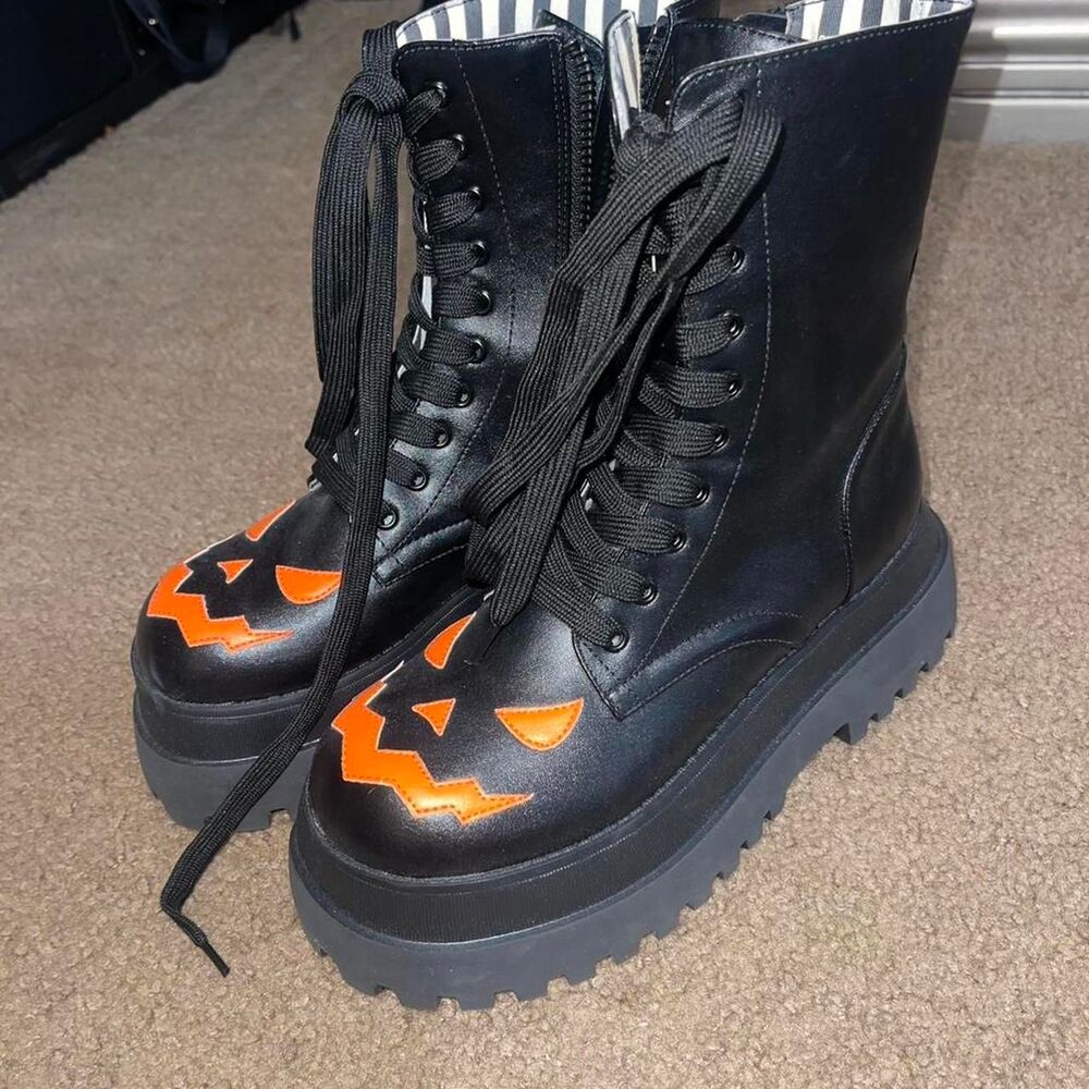 Jack O Lantern Combat Boots Women's Size 7 - NWOT